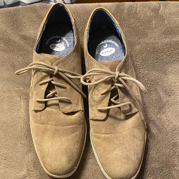 Dr. Scholl's Women’s Tan Suede Oxfords - Picture 2 of 5